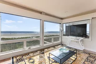 193 E Grand Ave, Old Orchard Beach, ME 04064 - Photo 10