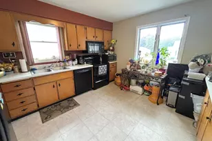 19 Jeffrey St, Lewiston, ME 04240 - Photo 28