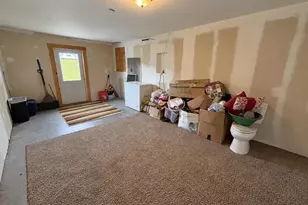 19 Jeffrey St, Lewiston, ME 04240 - Photo 42
