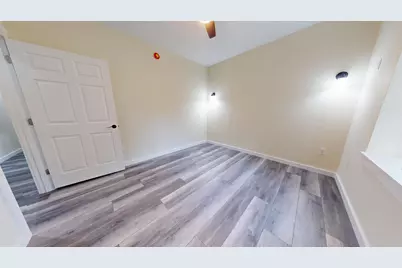33 Pearl Street, Lewiston, ME 04240 - Photo 18
