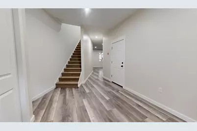 33 Pearl Street, Lewiston, ME 04240 - Photo 6