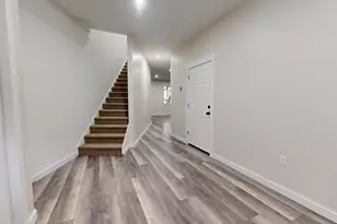 33 Pearl St, Lewiston, ME 04240 - Photo 6