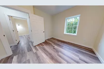 33 Pearl Street, Lewiston, ME 04240 - Photo 22
