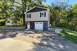 33 Pearl St, Lewiston, ME 04240 - Photo 1