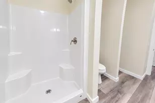 33 Pearl St, Lewiston, ME 04240 - Photo 26