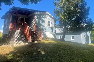16 Pine St, Dexter, ME 04930 - Photo 4