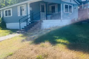 16 Pine St, Dexter, ME 04930 - Photo 2