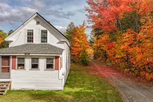 94 S Maple St, Greenville, ME 04441 - Photo 4
