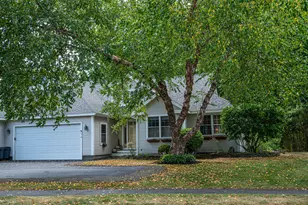 43 Grandview Dr, Westbrook, ME 04092 - Photo 2