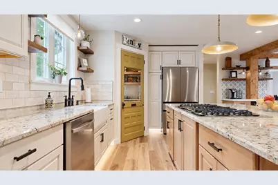 20 Freedom Road, Scarborough, ME 04074 - Photo 6