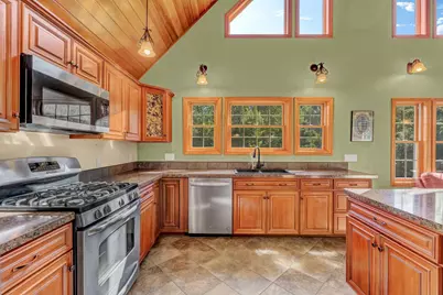 284 Ridge Road, Fairfield, ME 04937 - Photo 8