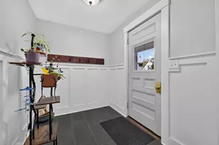 14 Linden St, Auburn, ME 04210 - Photo 2