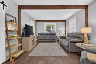 14 Linden St, Auburn, ME 04210 - Photo 8