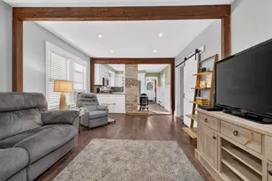 14 Linden St, Auburn, ME 04210 - Photo 10