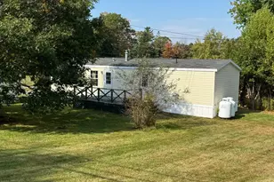 3 Simmons Dr, Boothbay Harbor, ME 04538 - Photo 2