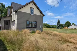 134 Weston Ave, Madison, ME 04950 - Photo 1
