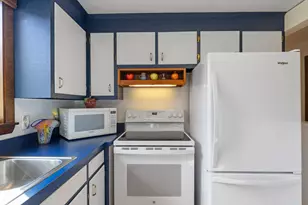 17 Brook Rd, Cape Elizabeth, ME 04107 - Photo 16