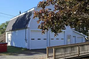 7 Land St, Skowhegan, ME 04976 - Photo 4