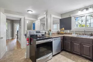 8 Wilson St, Berwick, ME 03901 - Photo 8