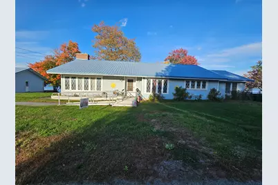 32 Taylor Street, Lincoln, ME 04457 - Photo 4