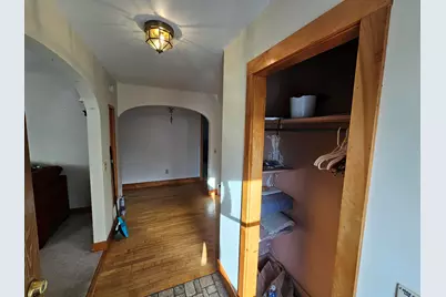 32 Taylor Street, Lincoln, ME 04457 - Photo 2