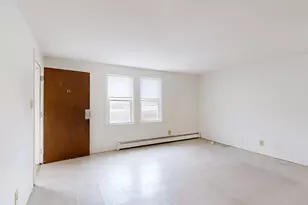 198 Park St, Lewiston, ME 04240 - Photo 10