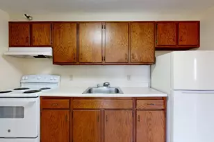 198 Park St, Lewiston, ME 04240 - Photo 18