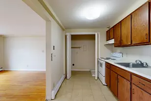 198 Park St, Lewiston, ME 04240 - Photo 18