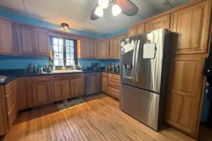 97 Main St, Lincoln, ME 04457 - Photo 6