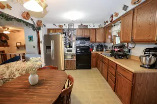 8 Nova St, Dixfield, ME 04224 - Photo 4