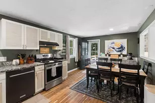 39 Garden St, Old Orchard Beach, ME 04064 - Photo 10