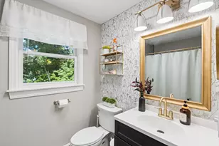 39 Garden St, Old Orchard Beach, ME 04064 - Photo 14
