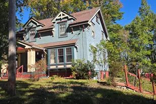 27 W Dartmouth St, Auburn, ME 04210 - Photo 2