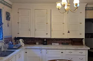 27 W Dartmouth St, Auburn, ME 04210 - Photo 6