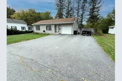 82 Leavitt Avenue, Lewiston, ME 04240 - Photo 2