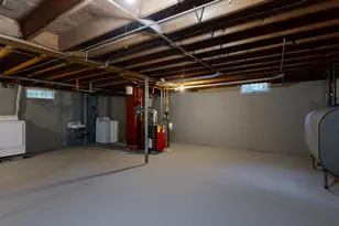 8 Highland Ave, Lewiston, ME 04240 - Photo 24