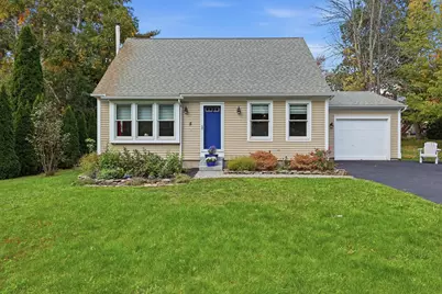 5 Birkdale Circle, Old Orchard Beach, ME 04064 - Photo 1