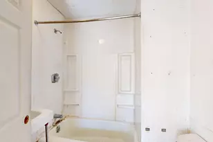 34 Shawmut St, Lewiston, ME 04240 - Photo 16