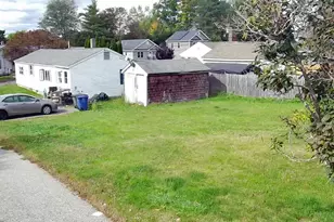 160 W Pleasant St, Westbrook, ME 04092 - Photo 1