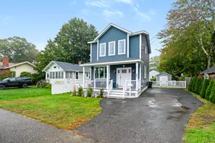 29 Summit St, Old Orchard Beach, ME 04064 - Photo 1