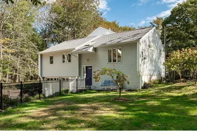27 Pocahontas Road, Kittery, ME 03905 - Photo 4