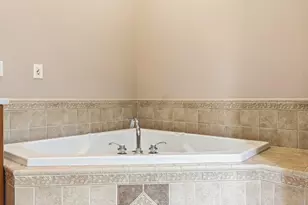 7 Spruce Point Rd, Kittery, ME 03904 - Photo 50