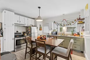 21 Edwards St, Portland, ME 04102 - Photo 12