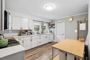 21 Edwards St, Portland, ME 04102 - Photo 20