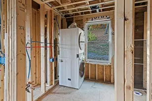 15 Bennett St, Augusta, ME 04330 - Photo 18