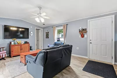 2 Kathy Avenue, Arundel, ME 04046 - Photo 4