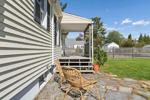 43 Edwards St, Portland, ME 04102 - Photo 8