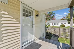 43 Edwards St, Portland, ME 04102 - Photo 10