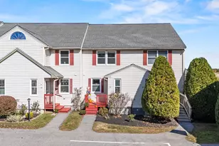 125 Portland Ave, Old Orchard Beach, ME 04064 - Photo 2