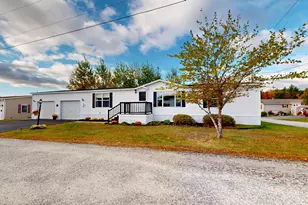 1 Palm Dr, Norway, ME 04268 - Photo 1